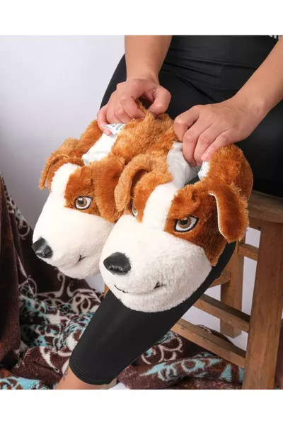 شبشب منزلي مبطن بفرو صناعي بلون البني للرجال والنساء، مزود بصورة كلب وقاعدة مانعة للانزلاق، مريح وناعم