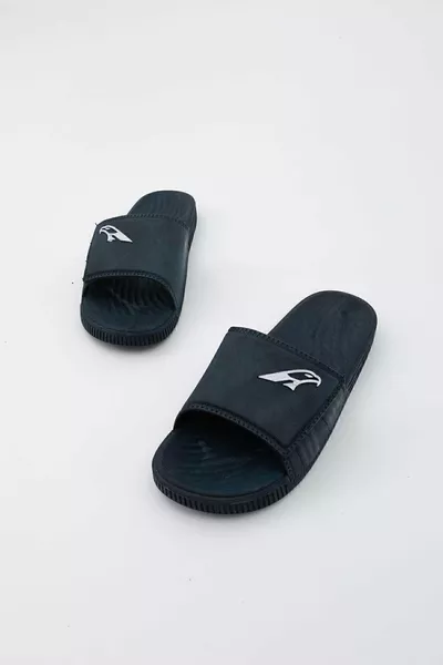  شبشب ممانع للانزلاق باللون الأزرق الداكن للشاطئ والبحر والمسبح والحمام والأرضيات الرطبة وشبشب يومي