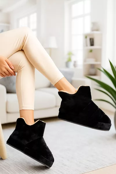 حذاء منزل نسائي فروي بطانة سميكة خفيفة اللون أسود