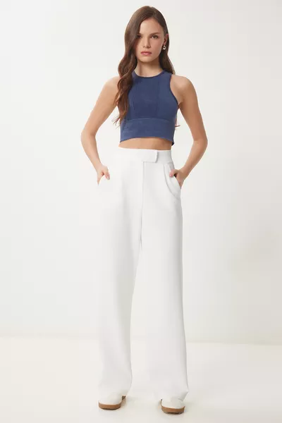 بنطال بالازو مريح بخصر لاصق أبيض 