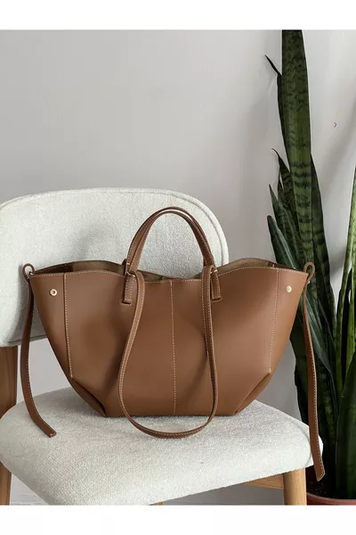 حقيبة يد وكتف نسائية بلون تبغ