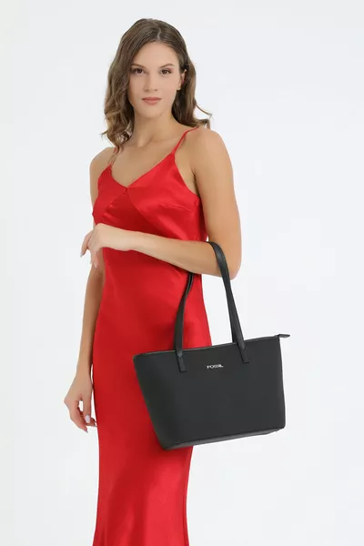 حقيبة يد نسائية سوداء 