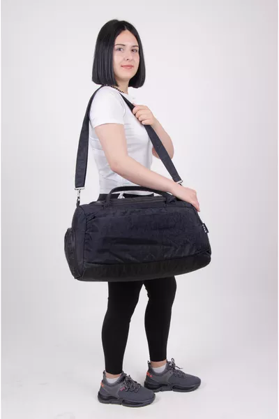 Black Crinkle Fabric Shoes Compartment  Front Pocket Waterproof Shoulder Strap Sports and Travel Bag