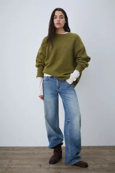 كنزة صوفية ناعمة الملمس