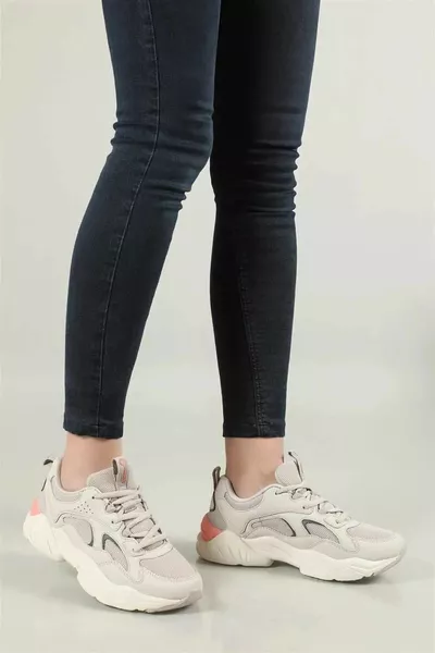 حذاء رياضي نسائي يومي -1KUM