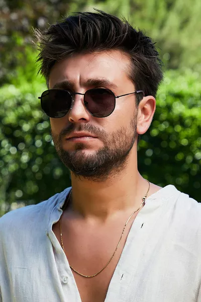 نظارات شمسية للجنسين