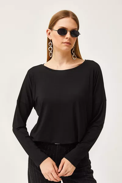 بلوزة نسائية سوداء برقبة دائرية وتدلي فضفاض من الفيسكوز 