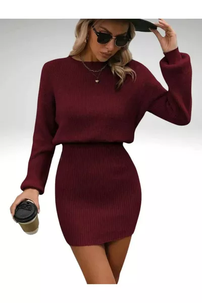 Mini-Strickkleid mit Rundhalsausschnitt, langen Ärmeln, bequemer Passform und elastischem Bund