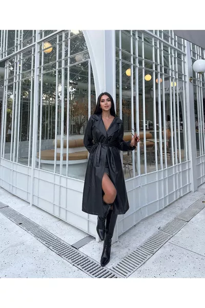 معطف جلدي مبطن بالحزام الأسود