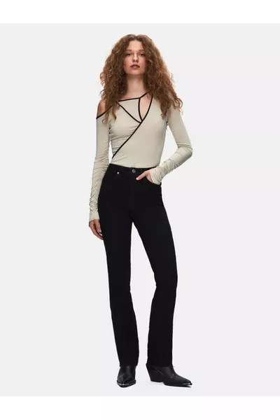 بنطال بيتانا إكس المستقيم