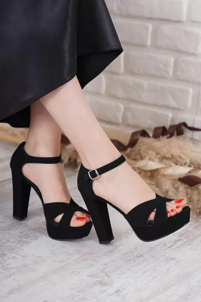 Minevra Çapraz Atkılı Kadın Topuklu Ayakkabı Siyah Süet