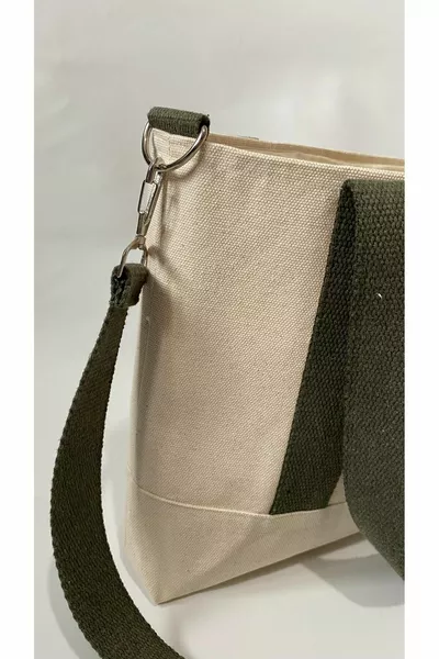 حقيبة قماش بسحاب مع حزام ملون