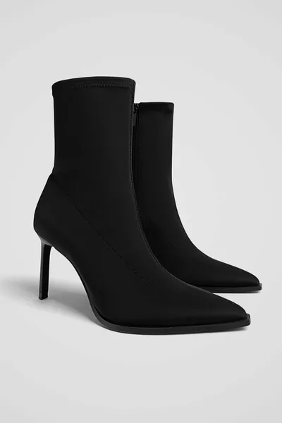 Тканевые ботильоны на шпильке