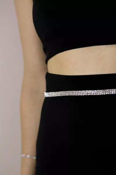 حزام حجري نسائي فضي