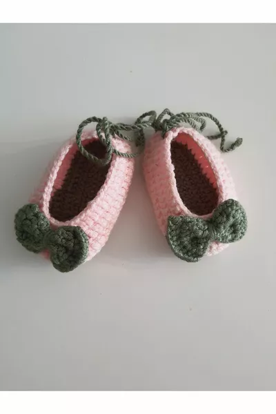 COPY - Handgemachte Babyschühchen