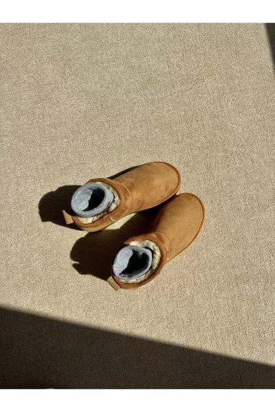 Tessoro Suède Tan Super Mini dikke platte zool Fugged korte halve laarzen voor dames