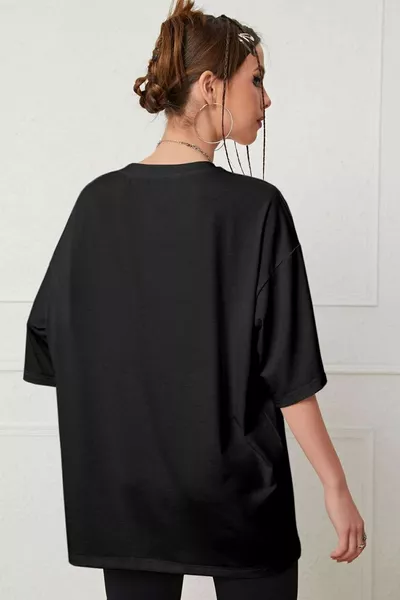 للجنسين الكون تحت عنوان تي شيرت مطبوع