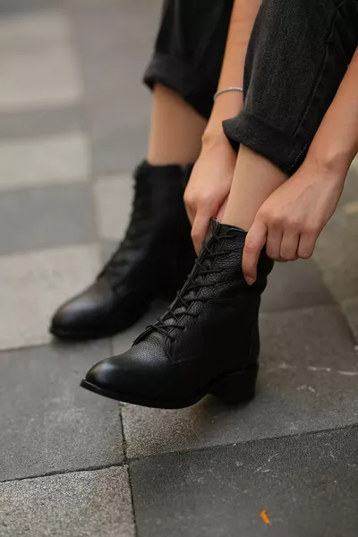 DUBLIN Детализированные ботинки на толстом каблуке на молнии BLACK FLOTTER