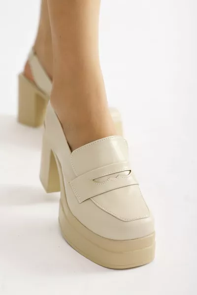 Lavan Scarpe casual basse con tacco plateau beige