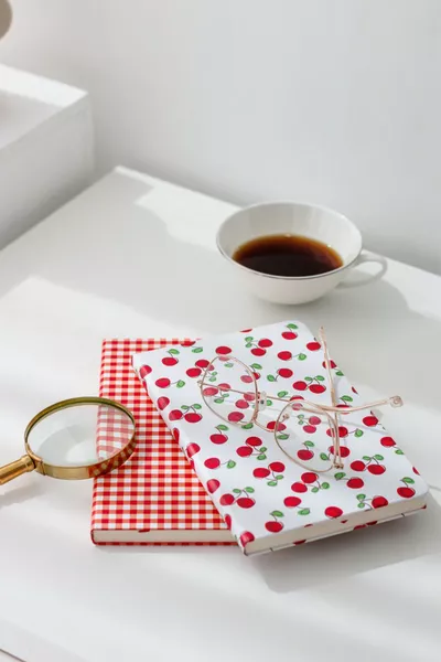 مجموعة دفترين  مخطط بمطاط وكيريّز