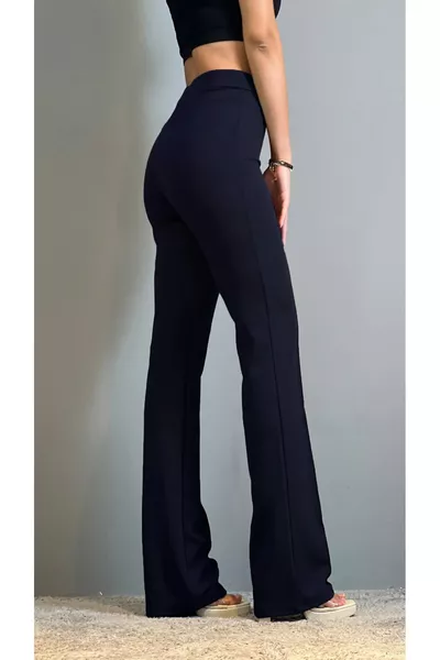 بنطال بالازو نسائي من قماش كريب مع ليكرا بلون كحلي أمامه مطرز