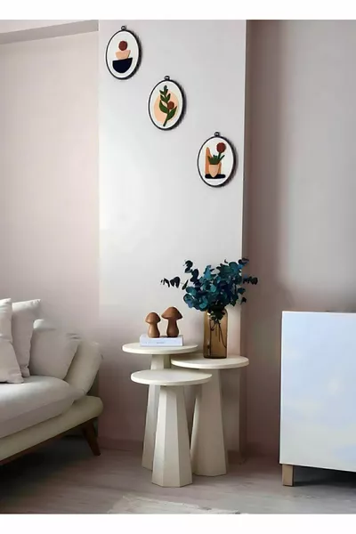 Набор из трёх кремовых грибовидных столиков Lilyum Lake ( см)