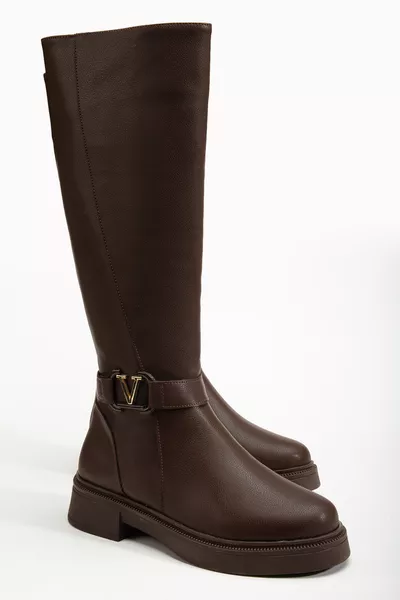 حذاء نسائي بالتوكة وتفاصيل البشرة ولون القهوة