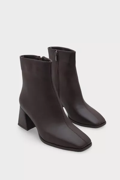 حذاء نسائي من سيلين