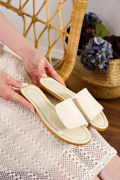 Women's Non-Slip Street Beach Bath Summer Casual Slippers