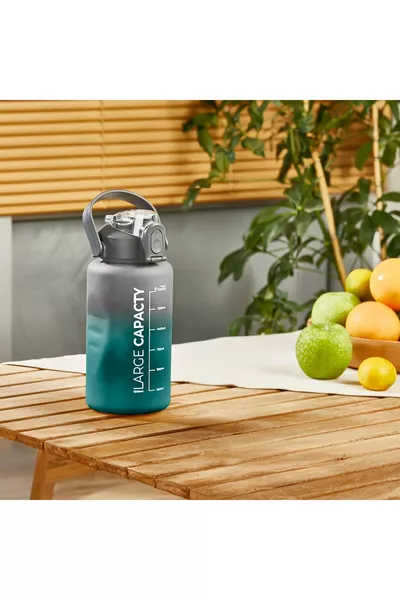 Borraccia motivazionale con pipetta da ml, design nero elegante e resistente