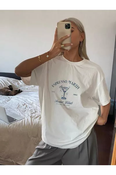 تيشيرت نسائي KEALVİ أبيض بطبعة مارتن - ياقة دائرية