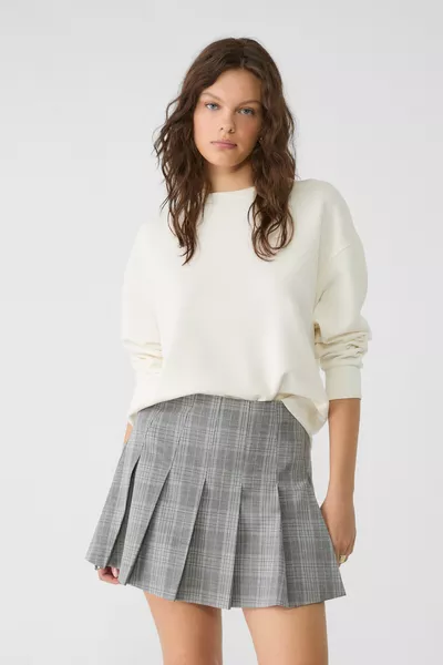 سويت شيرت أساسي ناعم الملمس