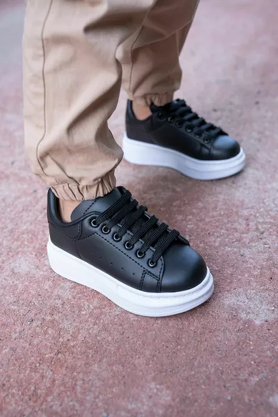 Thick Sole Comfortable Black and White Sports Shoes for Kids