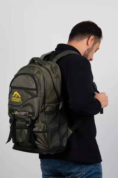 حقيبة ظهر كبيرة مقاومة للماء بسعة + لتر للتخييم والمغامرات من مونتانا بلون أخضر زيتي