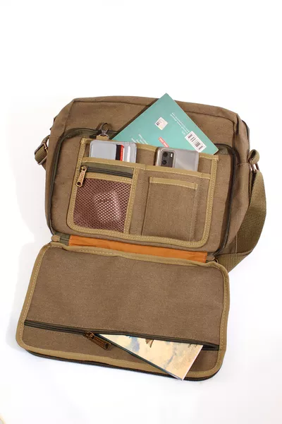  KANVAS POSTACI ÇANTASI ÇOK BÖLMELİ ÜNİVERSİTE OMUZ ÇANTA MACBOOK TABLET ÇANTA HAKİ