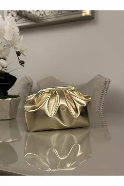 حقيبة كلاتش نسائية باللون الذهبي اللامع من الجلد الصناعي، بحمالة، للاستخدام اليومي والسهرات