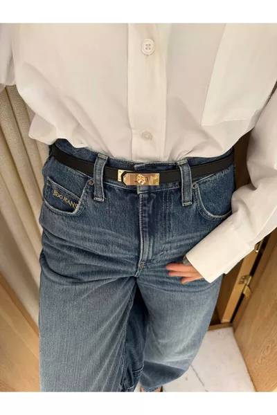 حزام أسود بعرض 2 سم مزود بقفل ذهبي وخياطة