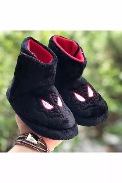 شبشب ولادي للأطفال بمشبك لاصق ونعل مضاد للانزلاق، مناسب للحضانة ورياض الأطفال والمنزل