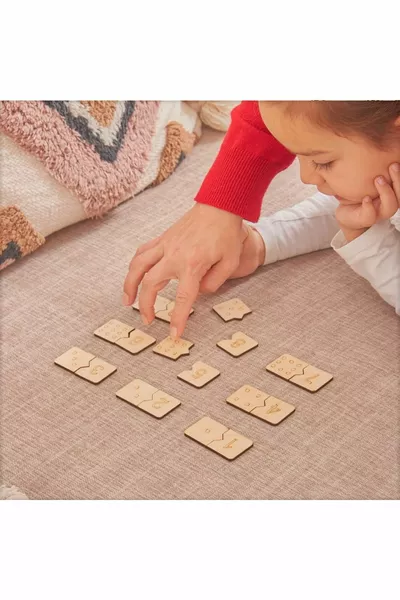 Lehrreiche Holz-Zahlen Zuordnung