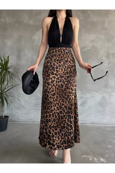 تنورة ساتان طويلة بنقشة الفهد