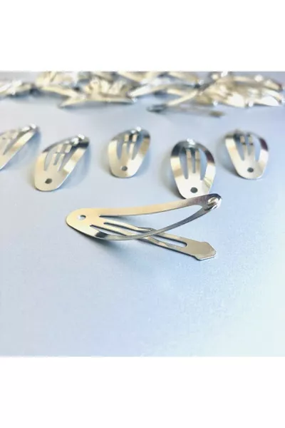 5 см сребрист цвят, качествен метален овален щипков копче със скоба, брой