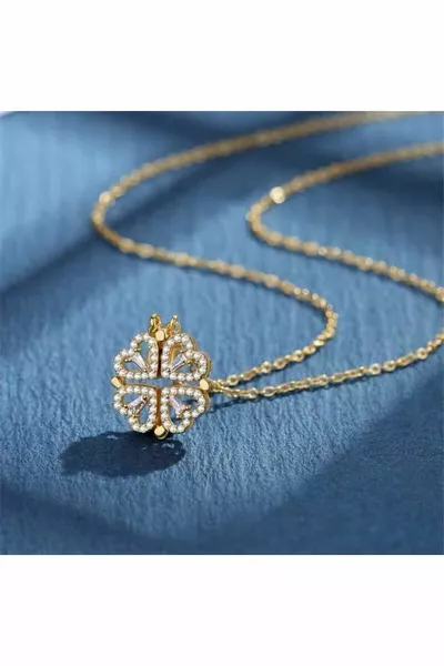 Nesly Accessories Magnetic Opening Clover Luck Necklace Love Necklace Steel Necklace