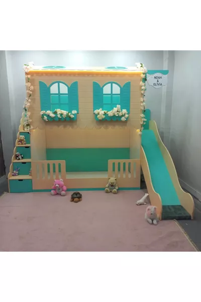 LETTO A CASTELLO CON SCIVOLO ALAÇATI