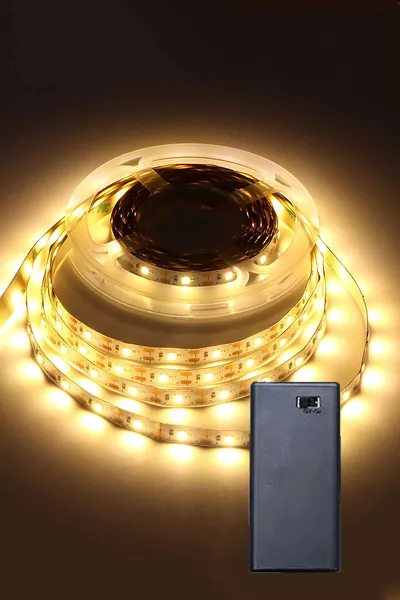 Светодиодная лента на батарейках, работающая от солнечного света, 2 метра (батарейки включены)