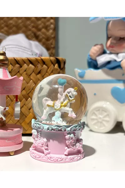 Снежна топка Малък размер Въртележка със снежна топка с осветление