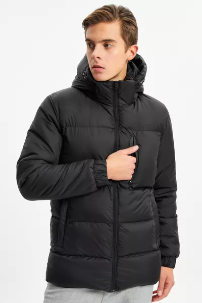 Men's Black Thick Lined Hooded Puffer Sports Winter Jacket