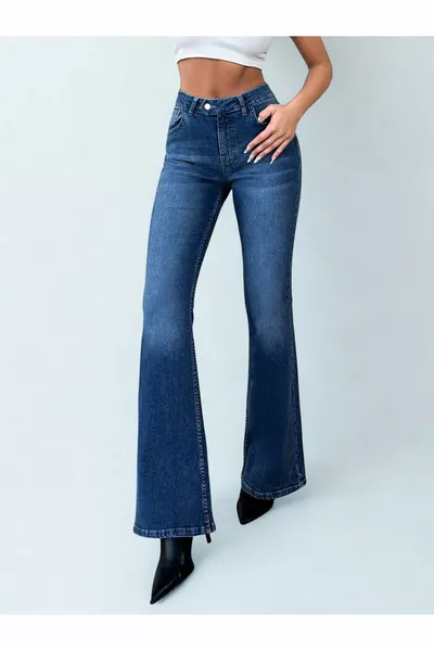 Дамски дънки с висока талия и разкроен край от ликра, сини