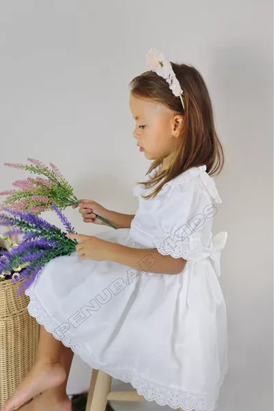 فستان بيبي بنات بأكمام قصيرة وقوس أبيض على اللون الأبيض - كاندي