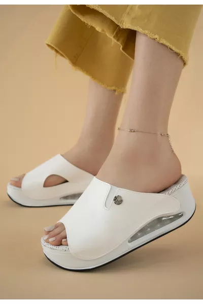 صندل طبي نسائي بقدمي مساج مريح جداً، تشريحية وأرثوبيدية، موصى به لعلاج نتوء الكعب