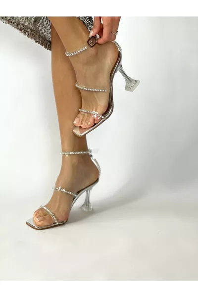 Sandali Trasparenti con Dettaglio di Pietre (CON PIETRE DI RICAMBIO)